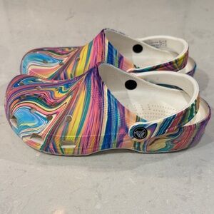 CROCS Classic Out of This World Multicolor Swirl Clogs Size 8W/6M